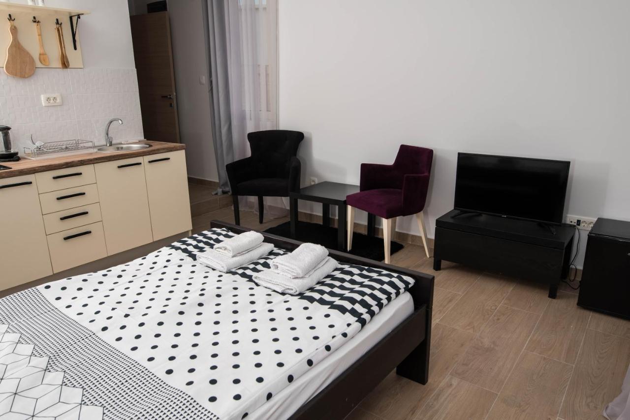 Apartment Vukcevic 2 *